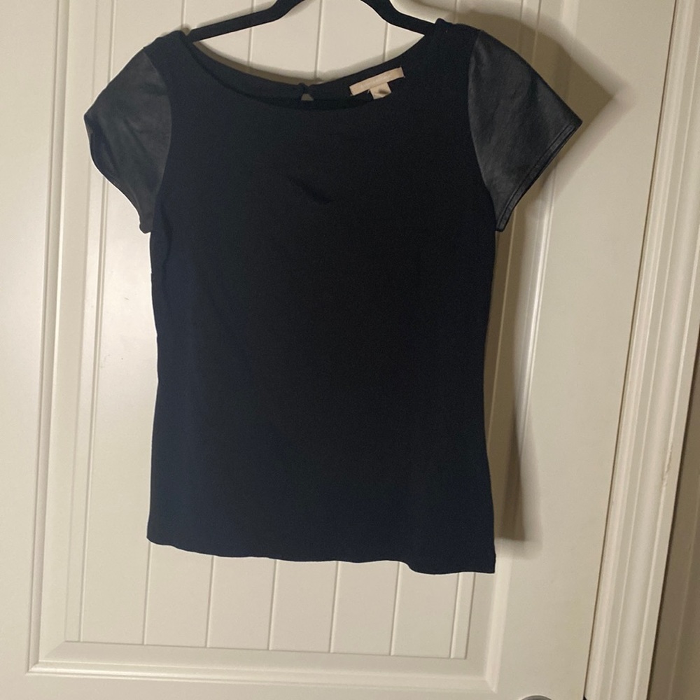 Banana Republic Short Sleeve Top - Size Small